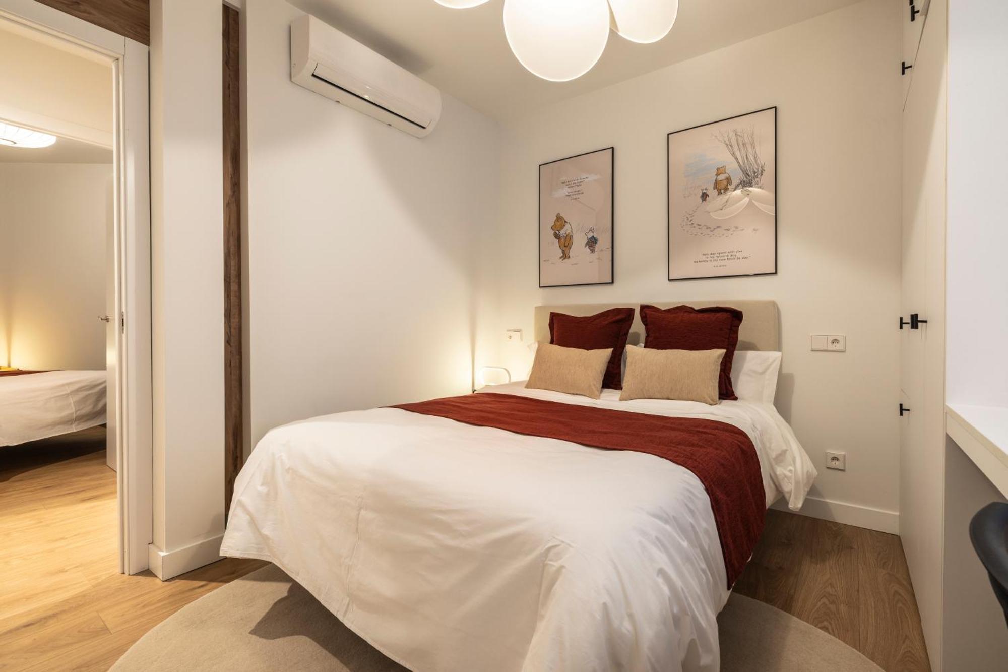 New Designed Flat 3 Bedrooms 2 Showers マドリード エクステリア 写真