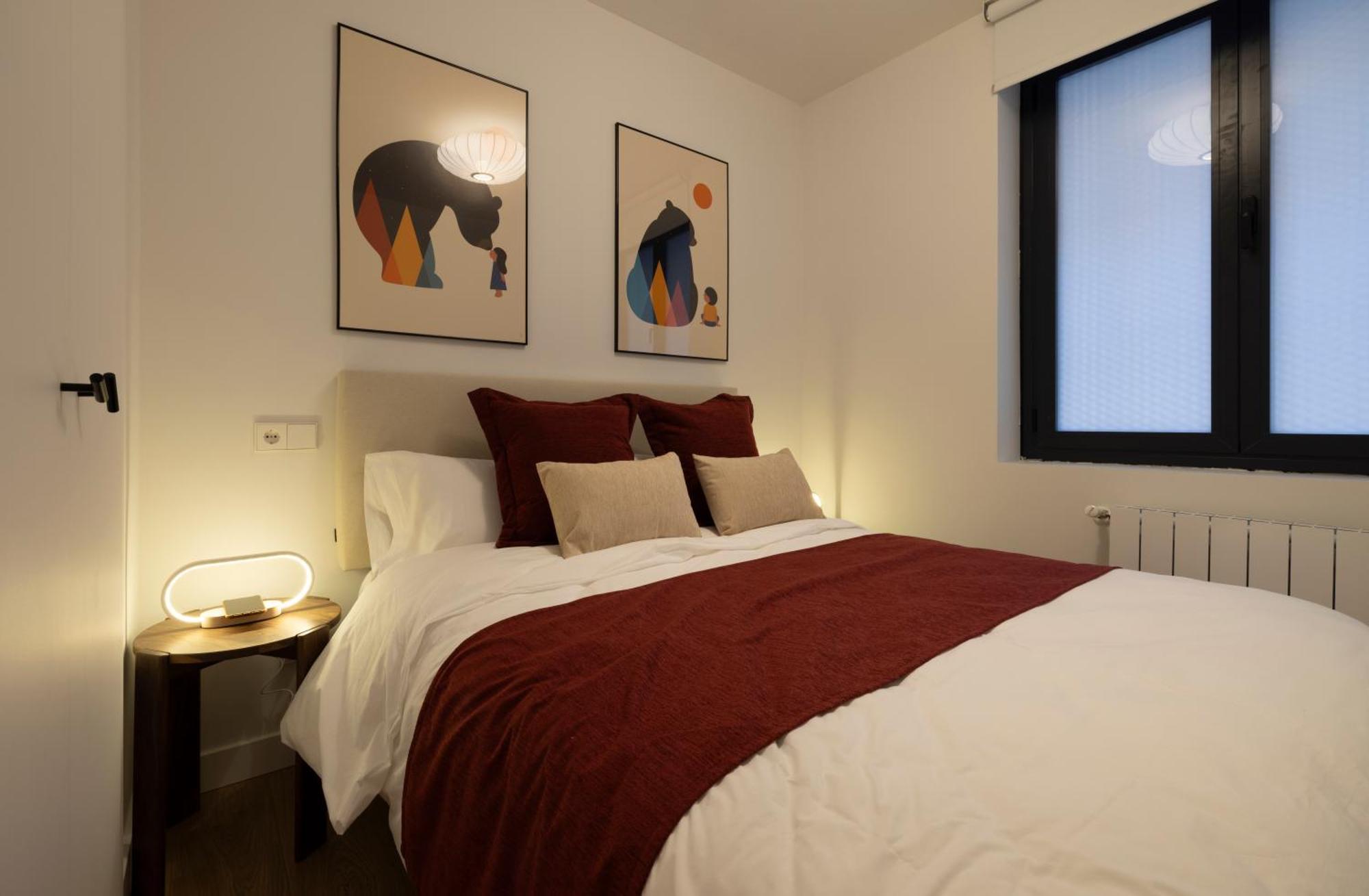 New Designed Flat 3 Bedrooms 2 Showers マドリード エクステリア 写真