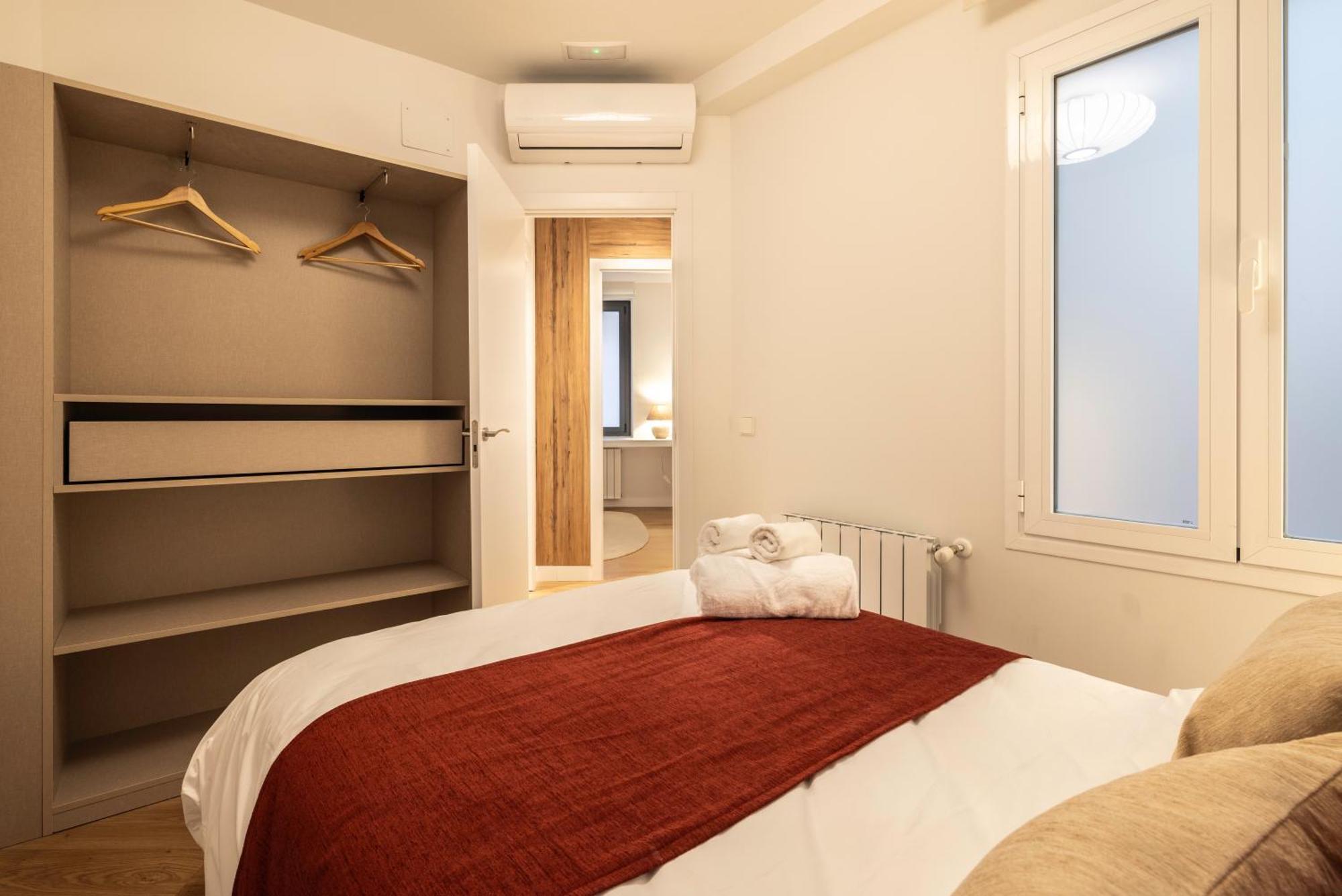 New Designed Flat 3 Bedrooms 2 Showers マドリード エクステリア 写真